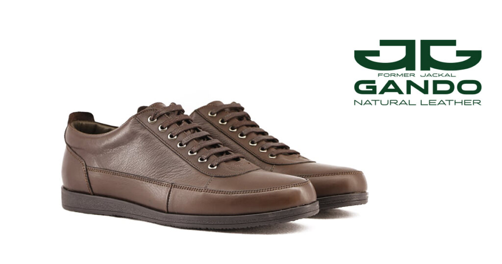 کفش کد 22 کتانی قهوه ای