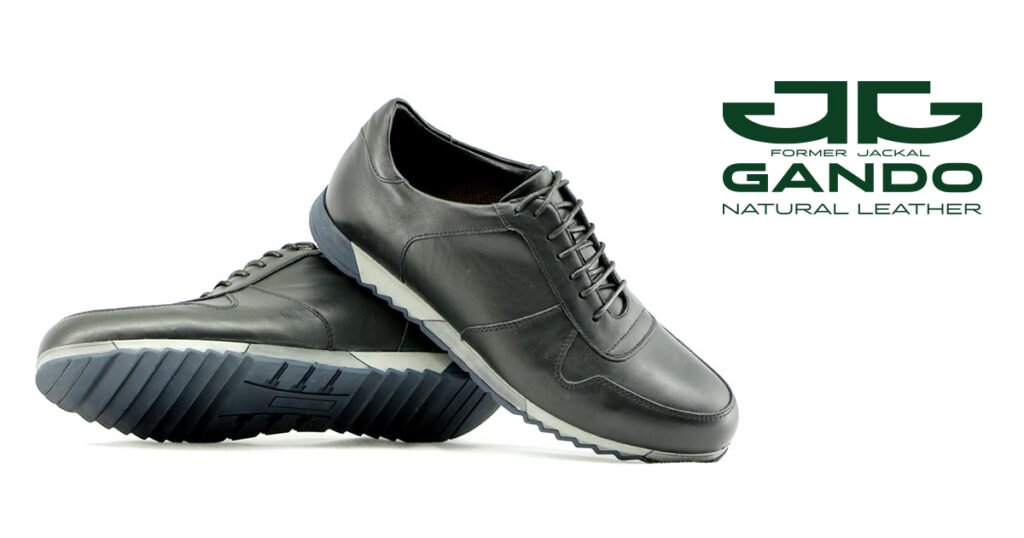 کفش کد 235 کتانی مشکی